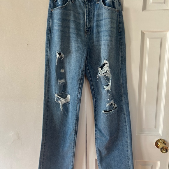 KanCan Relaxed Fit Wide Leg Distressed Jeans - Picture 2 of 2